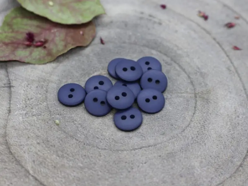 Atelier Brunette Knopf "Classic Matte", 10mm, Cobalt