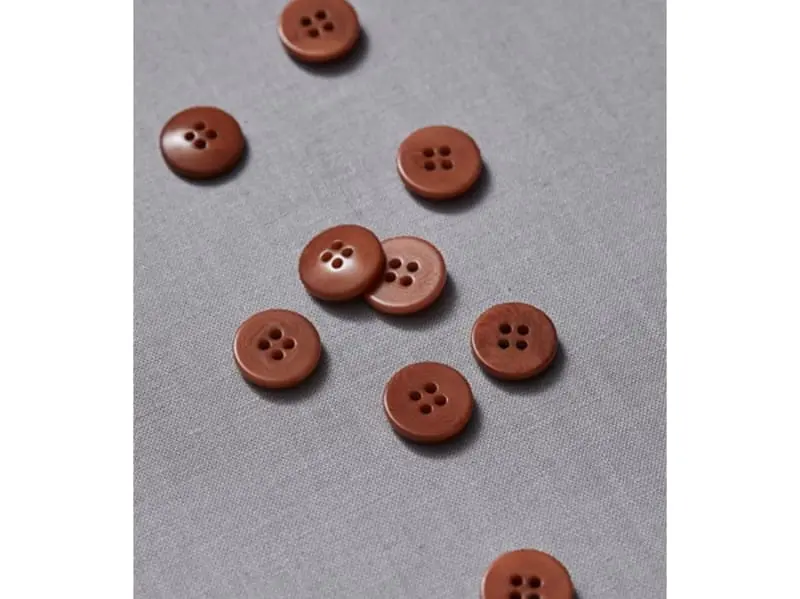 Meet Milk Plain Corozo Button "Rust", 15mm