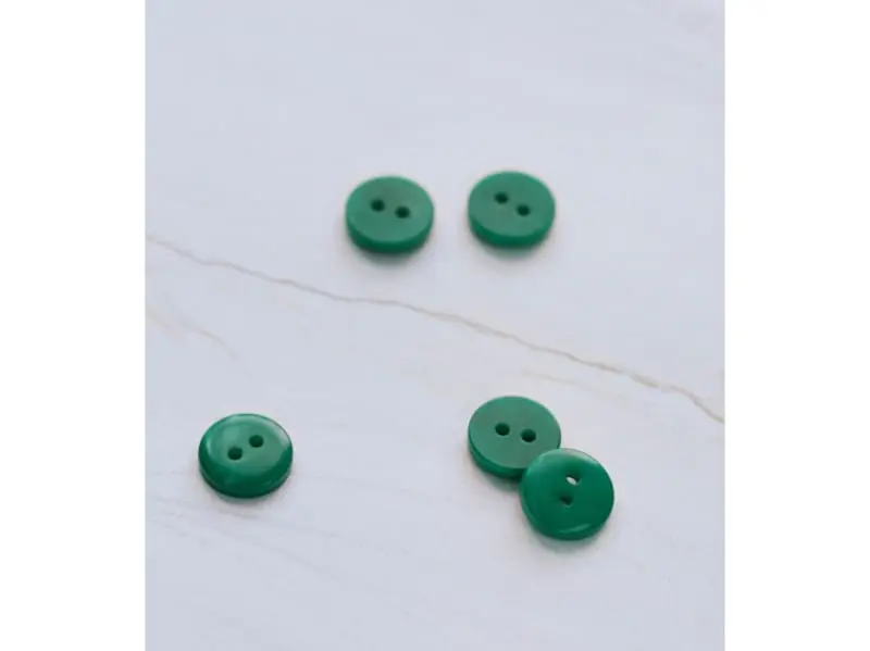 Mind the Maker 2-hole Corozo Button "Jolly Green", 11mm