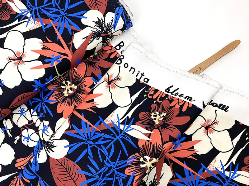 Reststück!!! 0,90m Bonita Bloom by Käselotti, Blue and Rust, Cotton Stretch