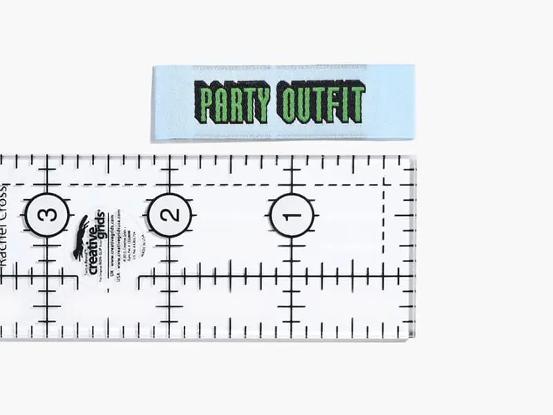 Kylie and the Machine: "Party Outfit" Woven Labels – Bild 2