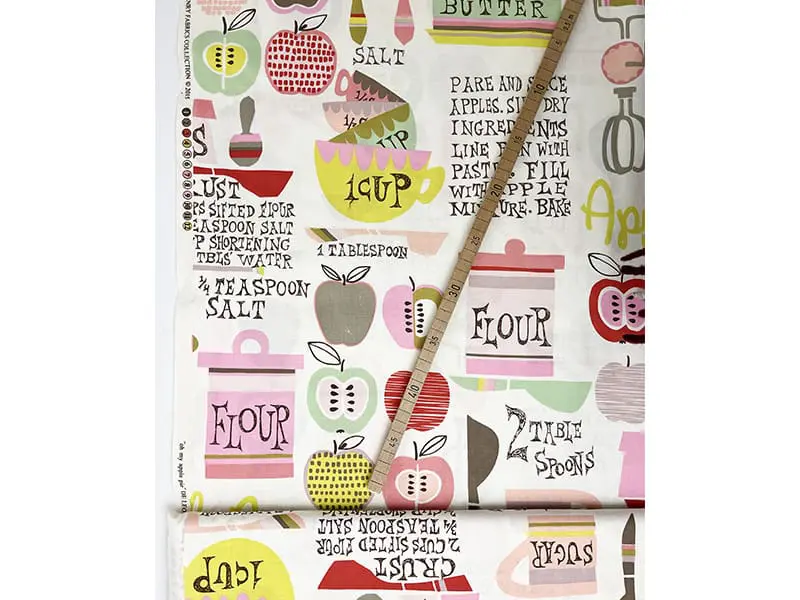 Reststück! 1,65m "Oh my Apple Pie", Alexander Henry Fabrics – Bild 2