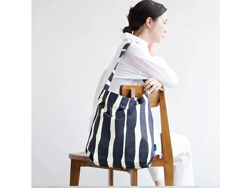 Echino Sway Cotton, Heavy Canvas, Black White