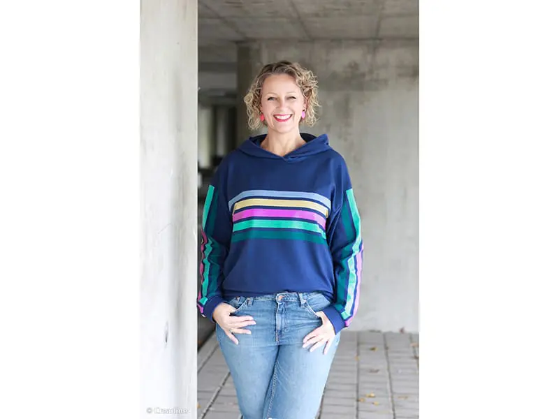 Simply Stripes by Lillesol & Pelle, Streifen, Navy, French Terry Panel – Bild 2