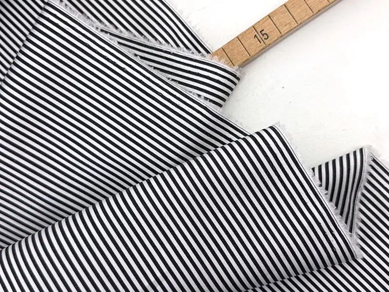 Designerleftover feine Popeline Streifen, Schwarz Weiß
