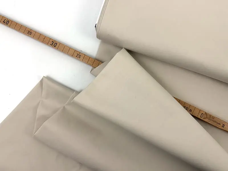 Designerleftover Papertouch in Hosenqualität, Ecru