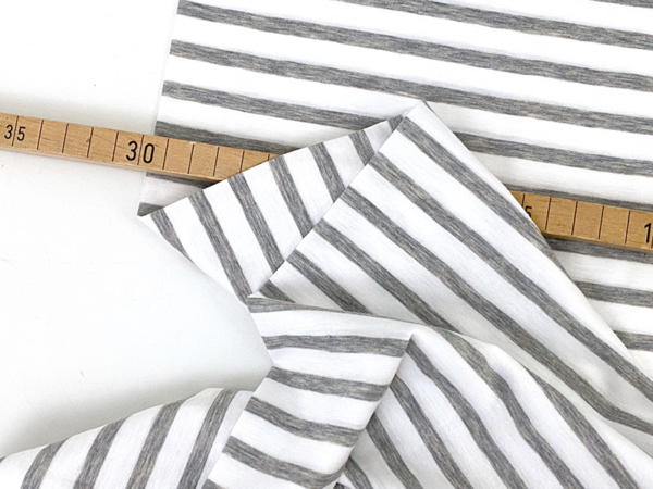 Designerleftover Feinjersey 100% Cotton, Streifen hellgrau Melange