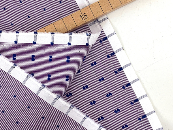 Designerleftover feine Popeline Dobby Streifen, Mauve Navy – Bild 3