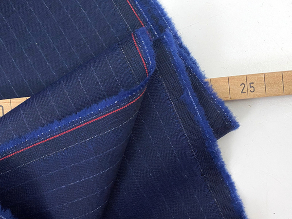 Designerleftover feine Schurwolle, Navy Nadelstreif – Bild 5