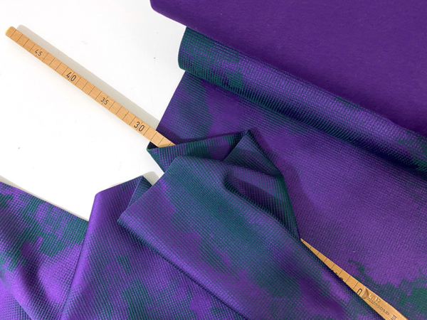 Nähpaket Frau Marzi Portrayle, Jaquard Clouds, Purple – Bild 2