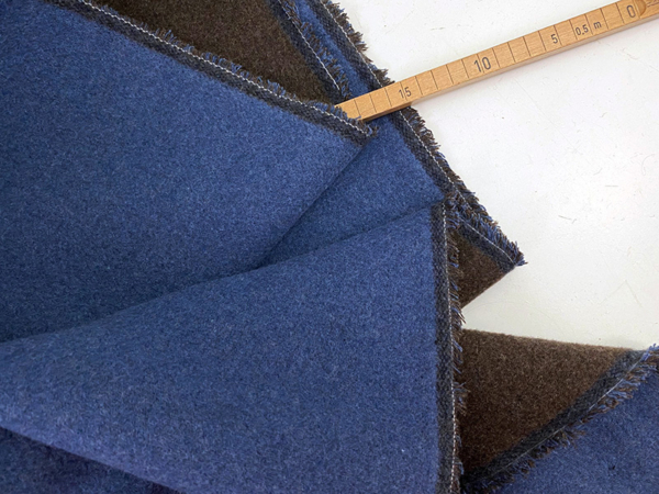 Wollstoff Doubleface, Dunkelbraun Jeansblau