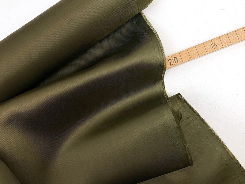 Futterstoff Oliv (Designerleftover), Viskose
