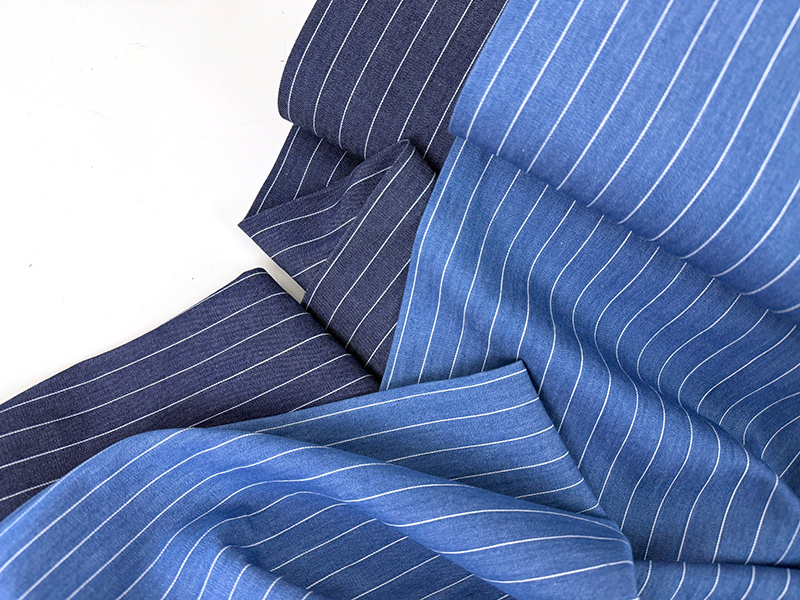 Leichter Denim mit Nadelstreif, Jeansblau Weiß – Bild 2