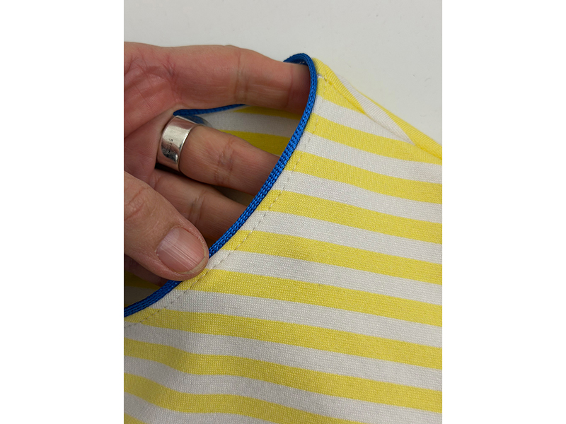 Shop the Look** Nähpaket Longsleeve Frau Yelda, Viskosejersey Gelb Ecru – Bild 2