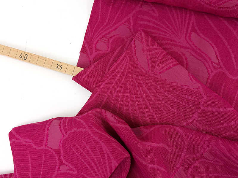 Viskose Jacquard Ton in Ton Floral, Fuchsia