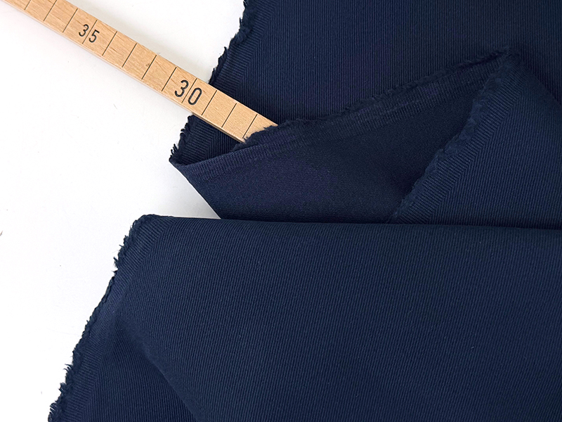 Designerleftover Baumwolltwill in Hosenqualität, Navy