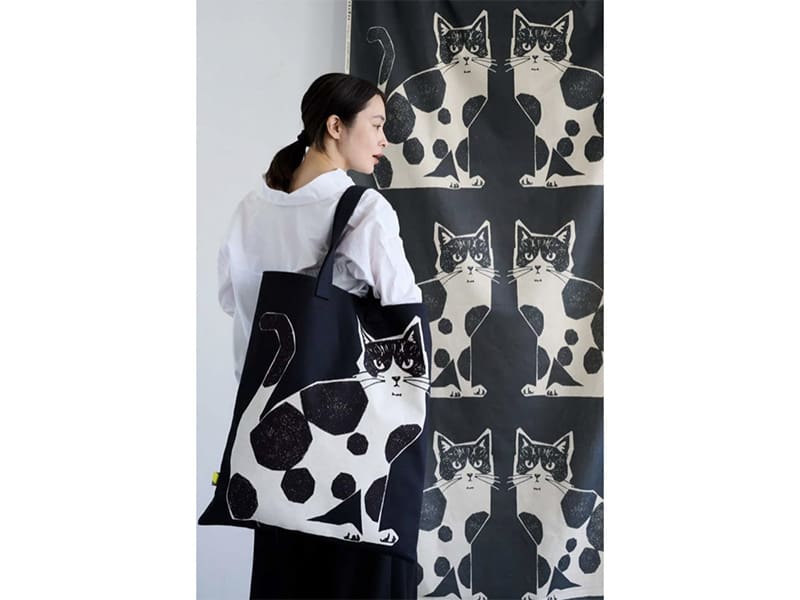 Kokka Echino, BW Leinen Canvas NekoNoe, Black
