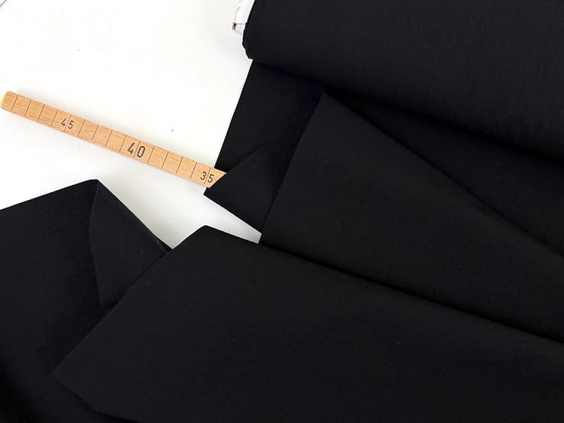 Shop the Look **Frau Kari studioschnittreif**, Summer Cotton Schwarz – Bild 3